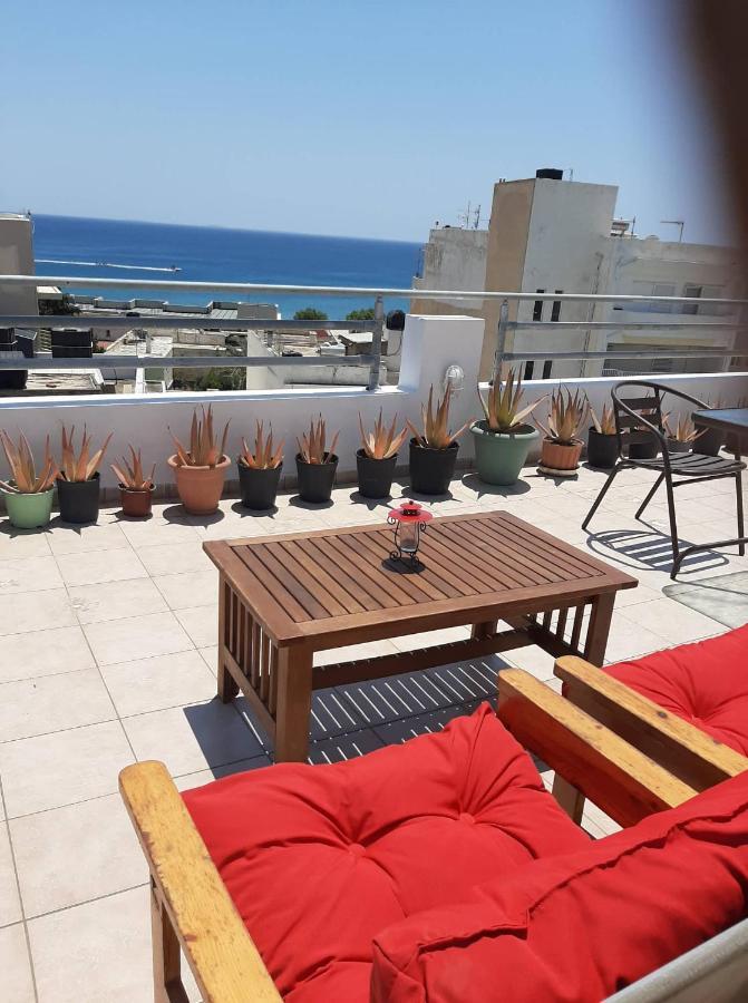 Comfy Apartment Near The Sea 이라피트라 외부 사진