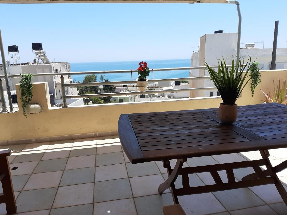 Comfy Apartment Near The Sea 이라피트라 외부 사진