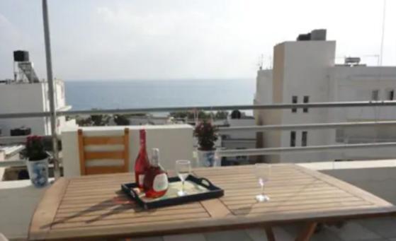 Comfy Apartment Near The Sea 이라피트라 외부 사진