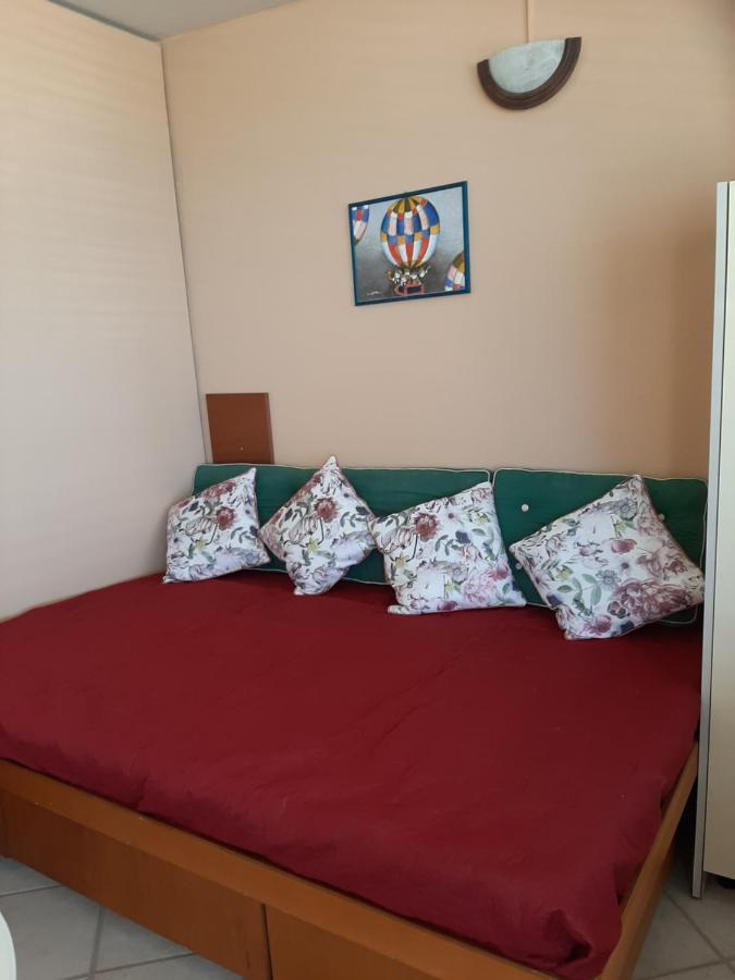 Comfy Apartment Near The Sea 이라피트라 외부 사진