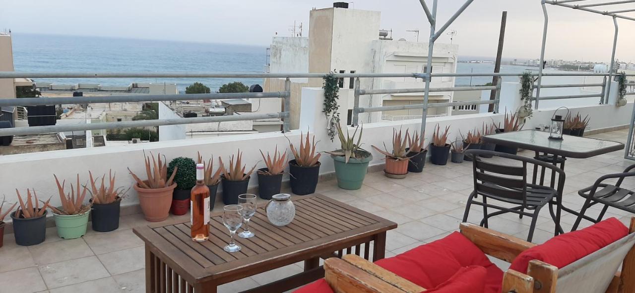 Comfy Apartment Near The Sea 이라피트라 외부 사진